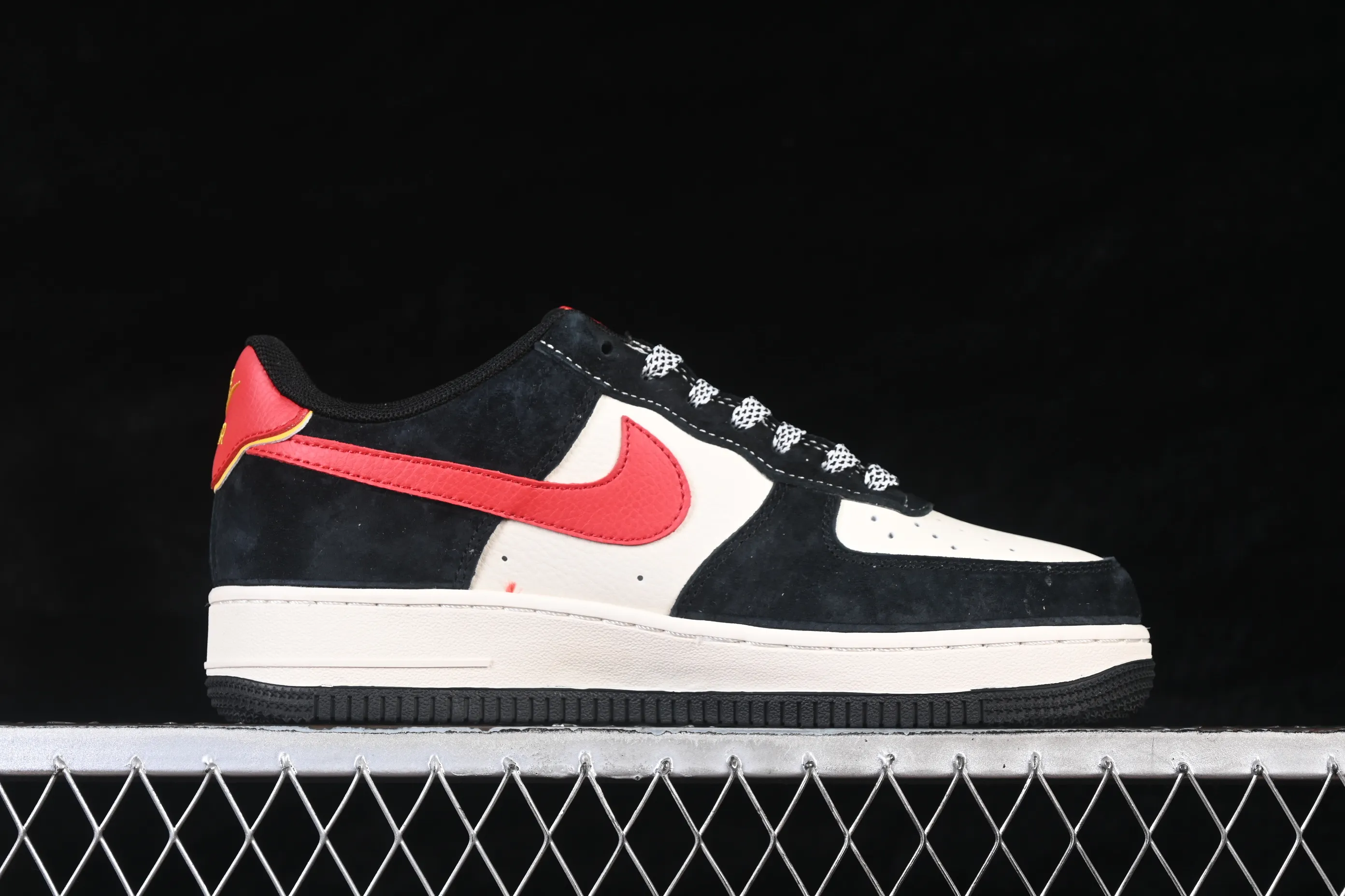 All categories Nk Air Force 1 Air Force series Nk Air Force 1 Low Air Force low-top Nike Air Force 1'07 Low Year of the Horse limited edition Air Force 1 low-top casual sneakers MZ9588-831